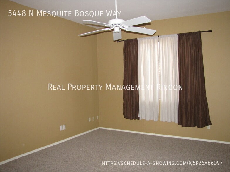 Building Photo - 5448 N Mesquite Bosque Way