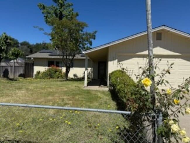 Building Photo - 6363 Eldon Ave