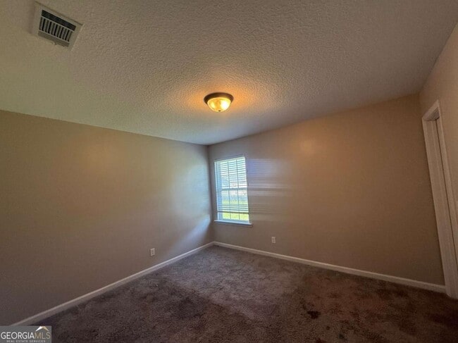 Building Photo - 50 Huntington Dr