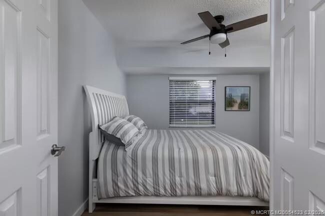 Building Photo - 955 SW Sand Oak Dr