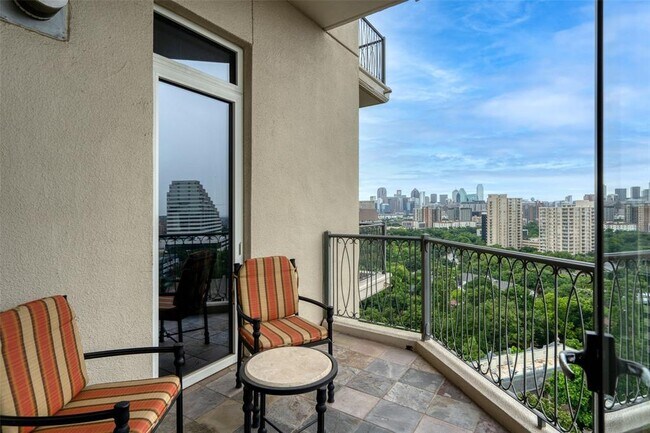 Building Photo - 3505 Turtle Creek Blvd
