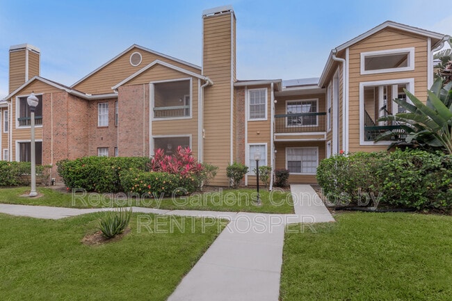 Building Photo - 4425 Thornbriar Ln
