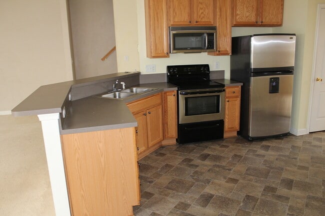 Building Photo - Beautiful 2 bed/2.5 bath condo in Witchduc...