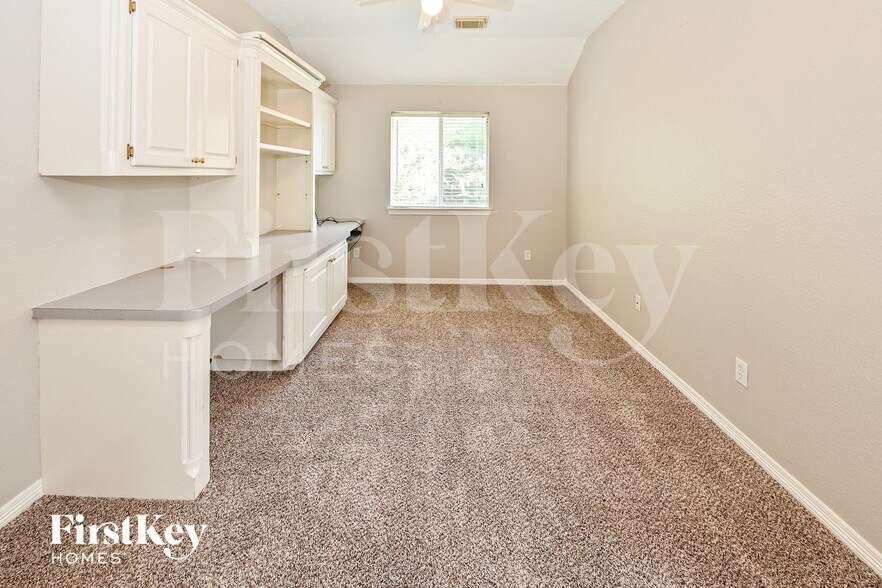 Building Photo - 2803 Spring Dusk Ln