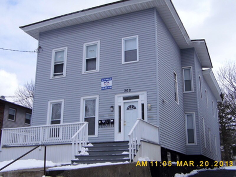 Building Photo - 309 Columbus Ave