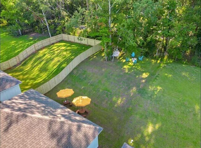 Building Photo - 2047 Hansel Hl Dr