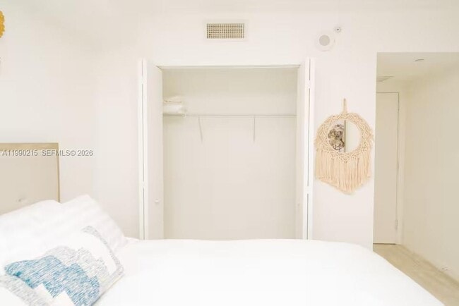 Building Photo - 31 SW 6th St