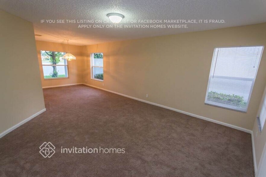 Building Photo - 6117 Adriatic Way