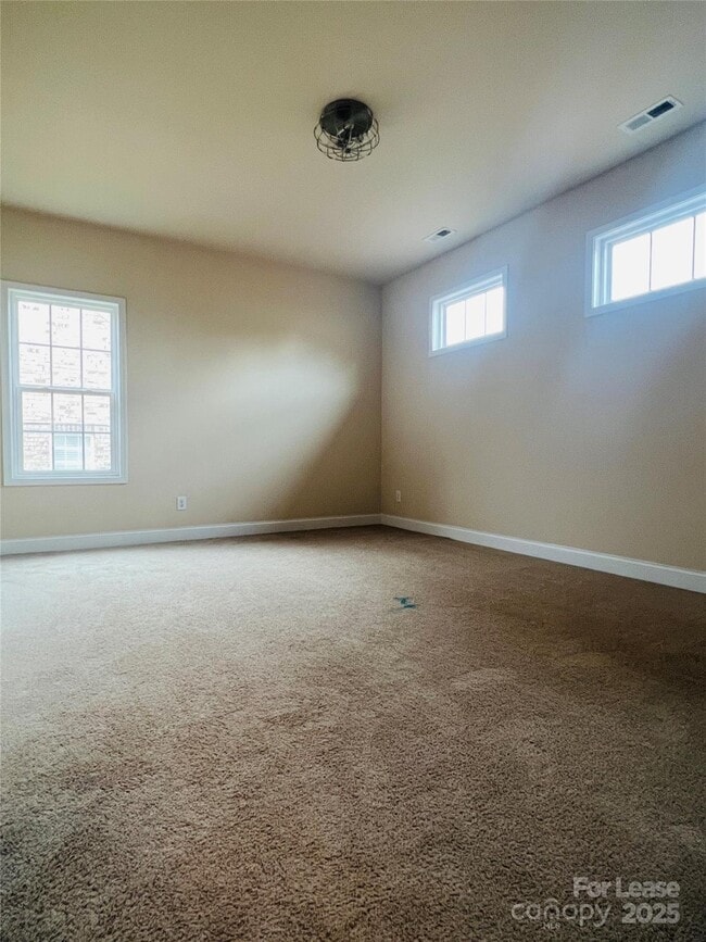 Building Photo - 2223 Eversham Dr NW
