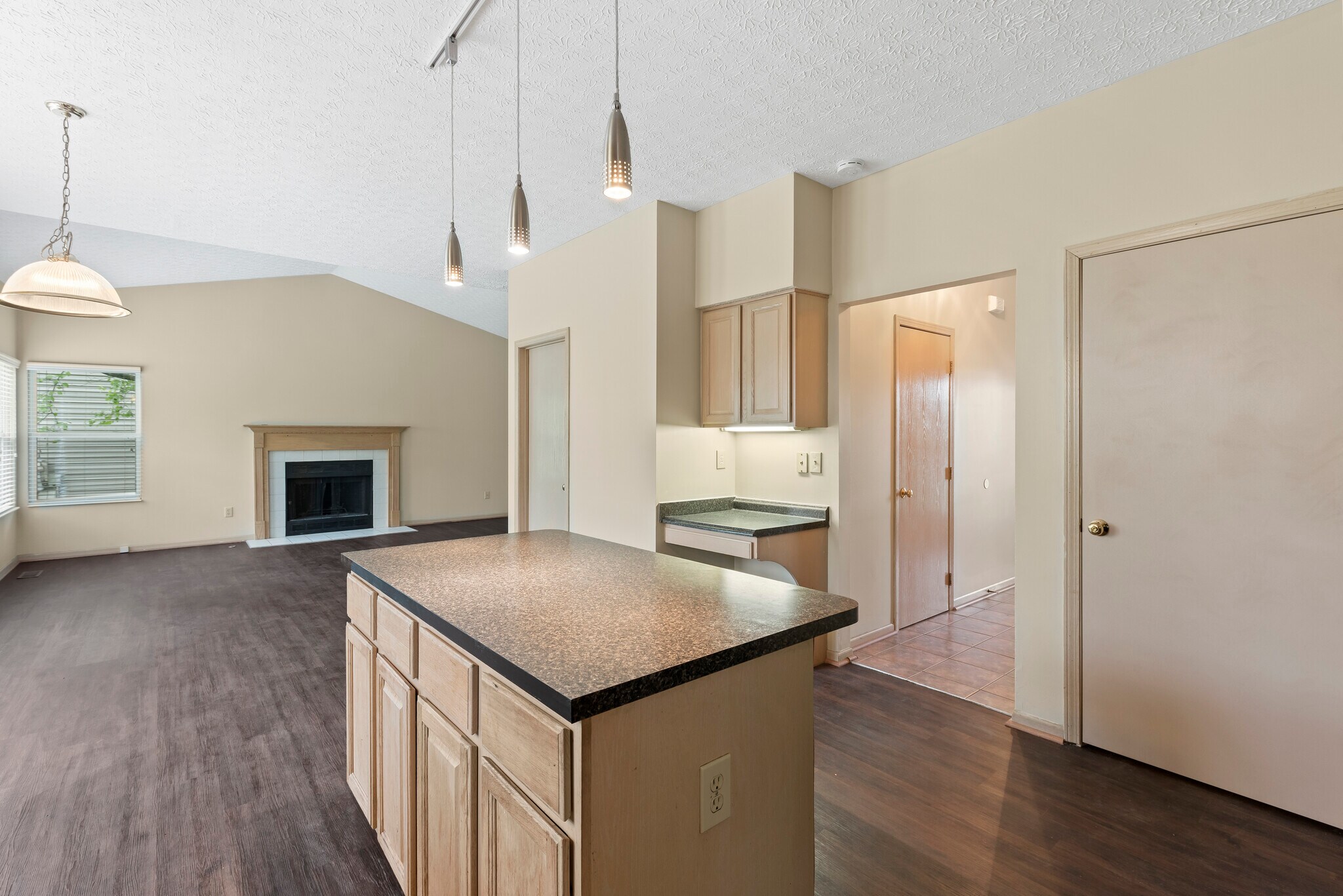 Building Photo - 7811 Waggoner Chase Blvd