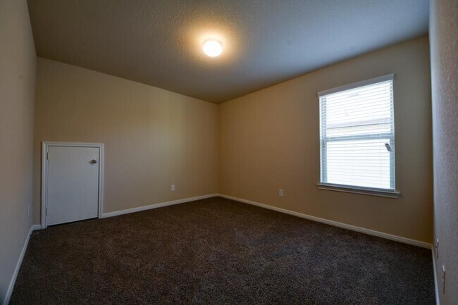 Building Photo - 13722 Wixford Trail