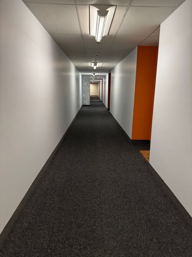 Building Photo - Lehigh Riverport Condo Available