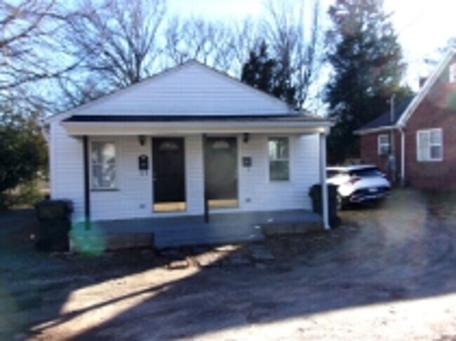 Building Photo - 347 Friedham