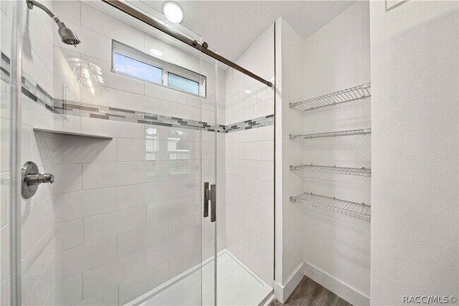 Building Photo - 9306 E Sycamore Pl