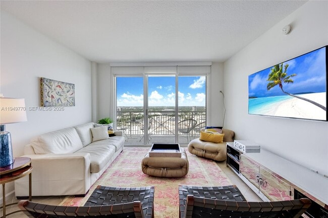 Building Photo - 19501 W Country Club Dr