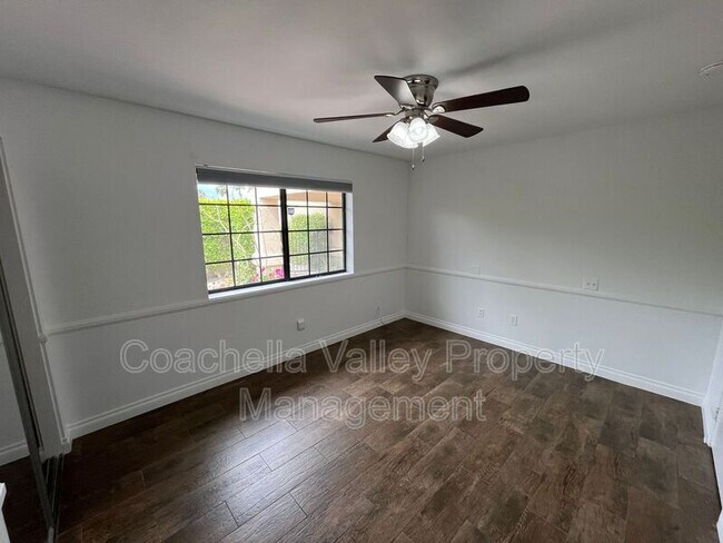 Building Photo - 40588 Clover Ln