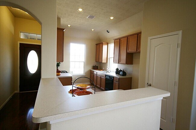Building Photo - 24547 Foxberry Glen Ln