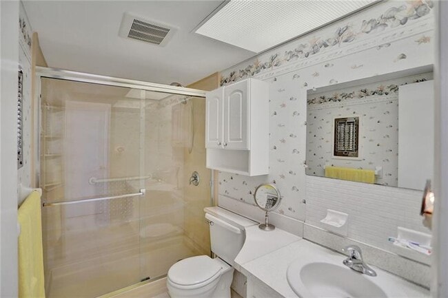 Building Photo - 101 N Birch Rd