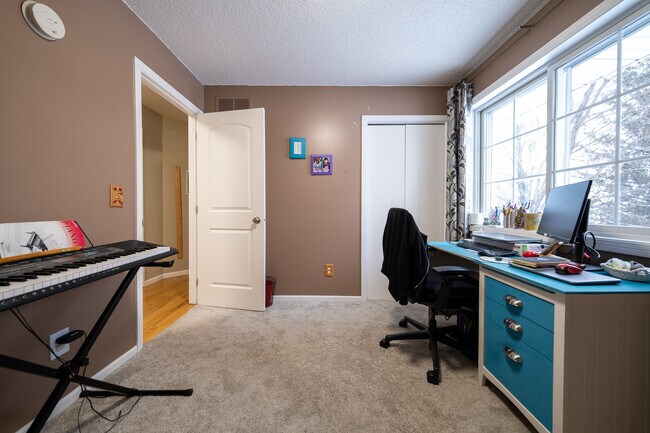 Building Photo - 1574 Stephanie Cir