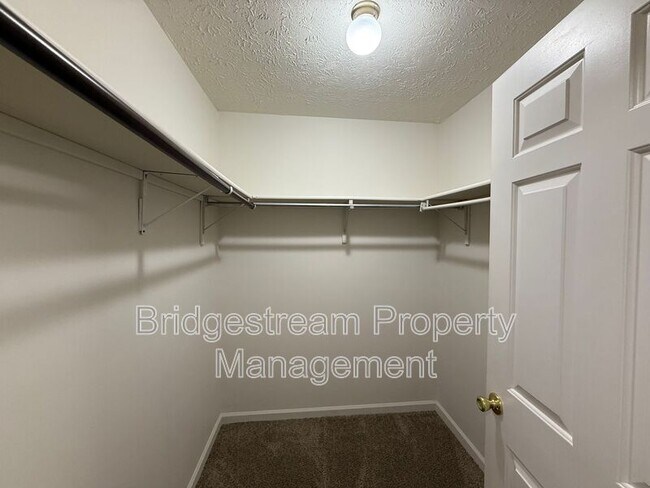 Building Photo - 4500 Elliot Ave