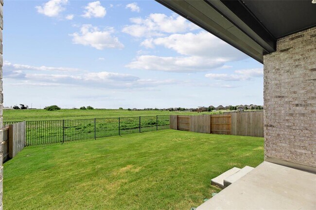 Building Photo - 127 Plumbago Loop