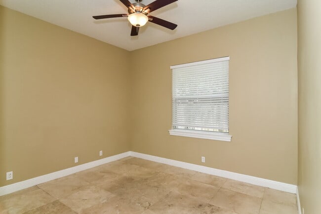 Building Photo - 13806 Callington Dr