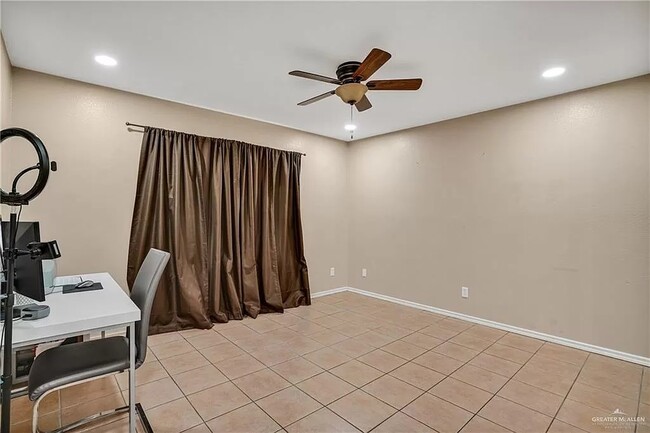 Master bedroom - 3116 Highland Park Ave