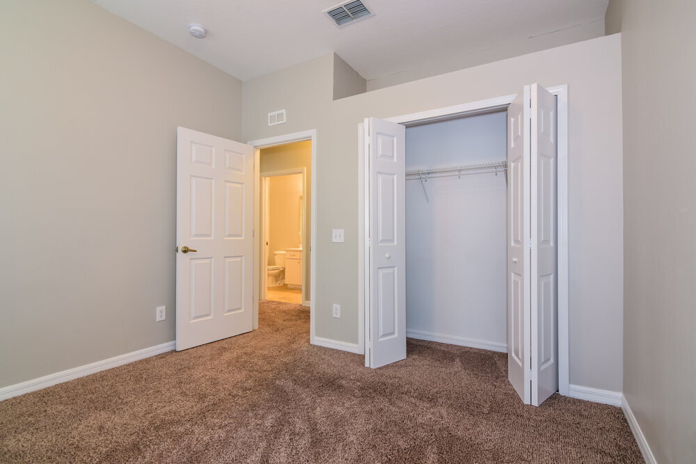 Building Photo - 15819 Stags Leap Dr