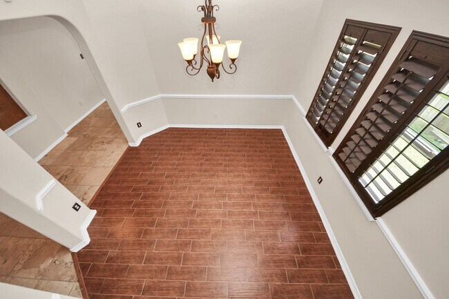 Building Photo - 1805 Jasmine Hollow Ln