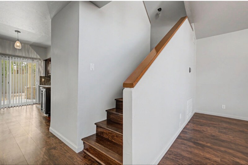 Building Photo - 1314 N Brittany Ln