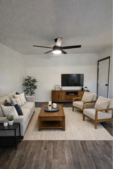 Building Photo - 2123 Down St