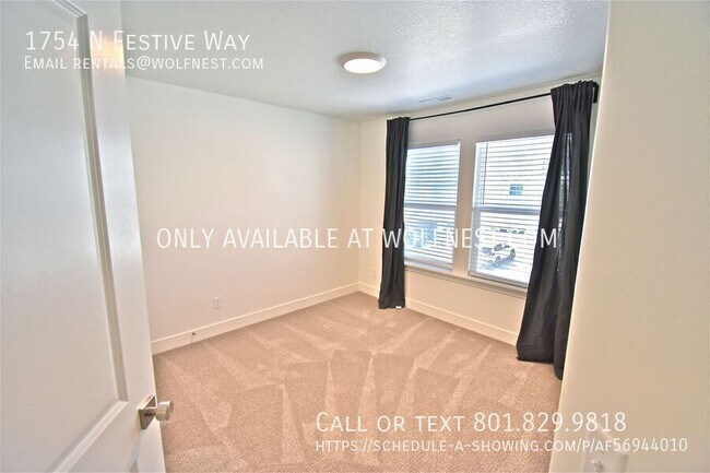 Building Photo - 1754 N Festive Wy