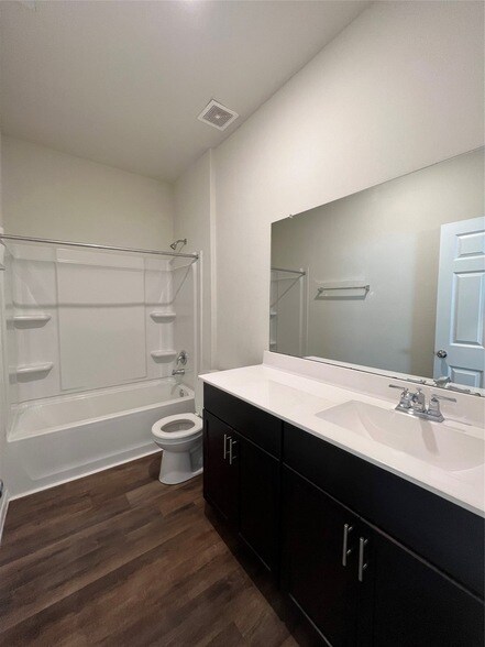 Building Photo - 4410 Rushing Ridge Ct