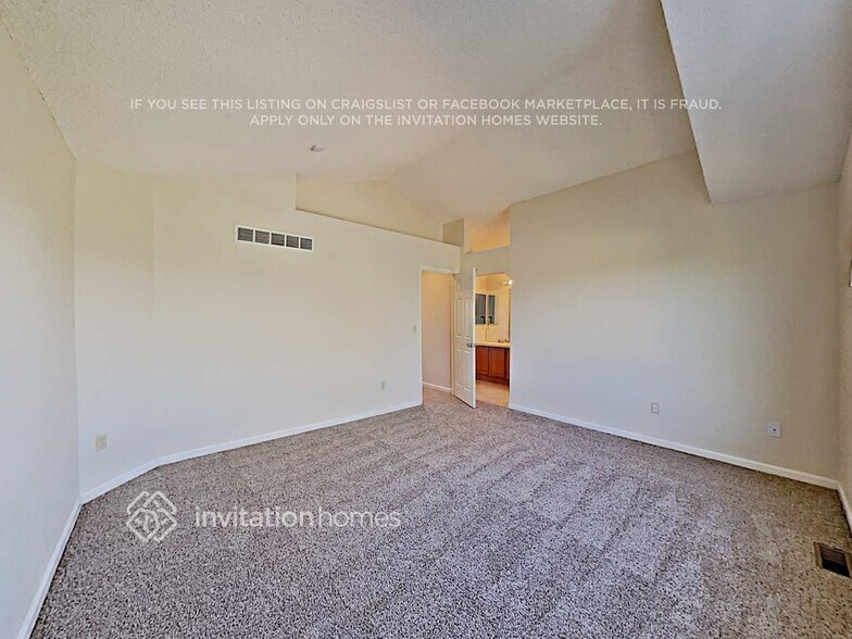 Building Photo - 9499 Sherrelwood Ln