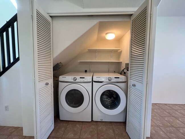 Building Photo - For Rent - [Ke Aina Kai Townhomes] 91-6540...