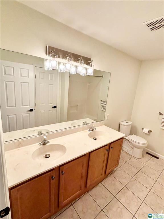 Building Photo - 1319 Mohr Cir