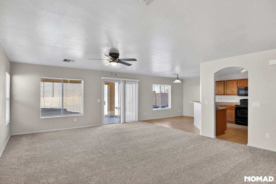 Building Photo - 22066 W Solano Dr