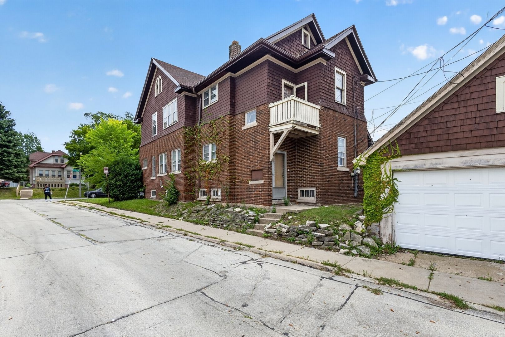Building Photo - 4139 N 22nd St