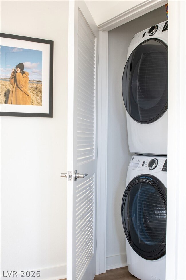 Building Photo - 11055 S Las Vegas Blvd