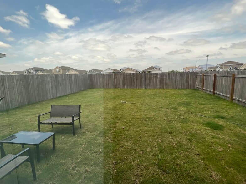 Backyard - 119 Aoudad Rd