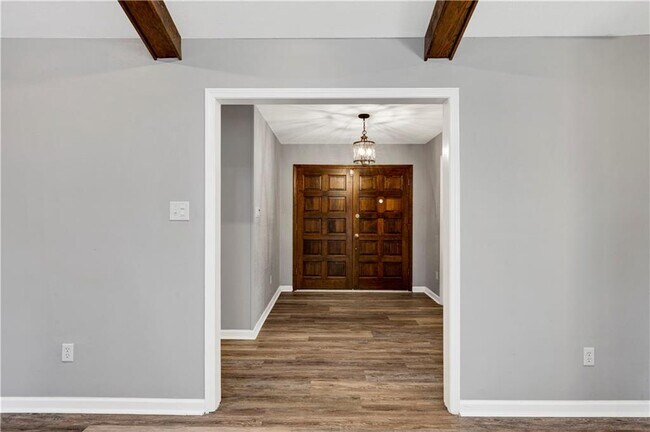 Building Photo - 116 Windsor Ct