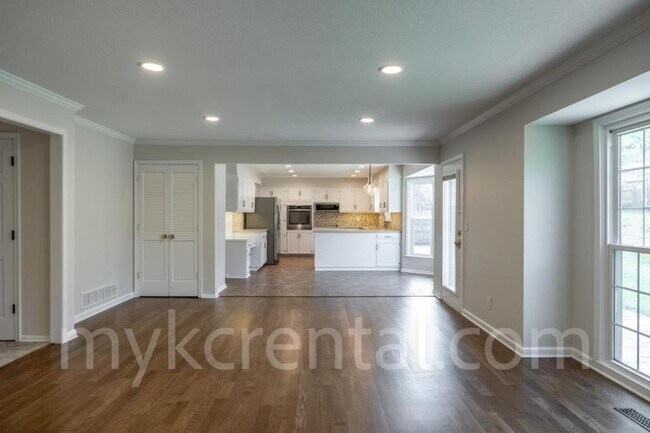 Building Photo - 12012 Ensley Ln