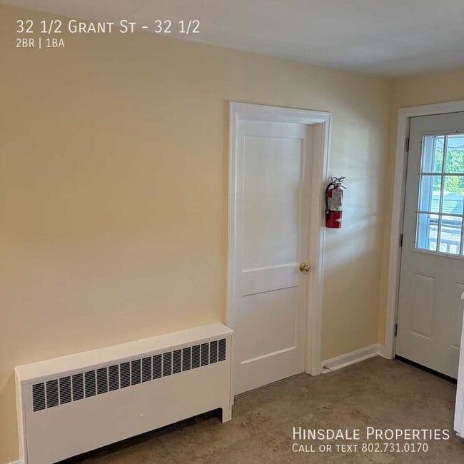 Building Photo - 32 1/2 Grant St