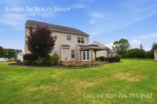 Building Photo - 4376 Foxfield Ct