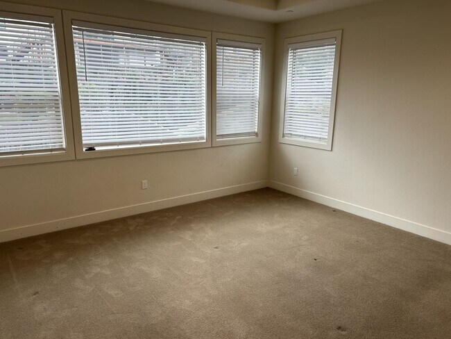 Building Photo - Beautiful Elegant Fountaingrove Home