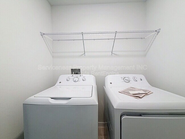 Building Photo - 11267 Flourish Dr.