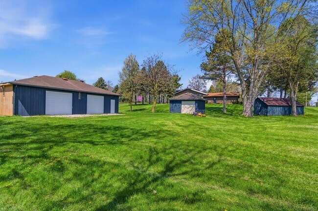 Building Photo - 3942 Stark Ln