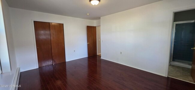 Building Photo - 90 Rodhos St