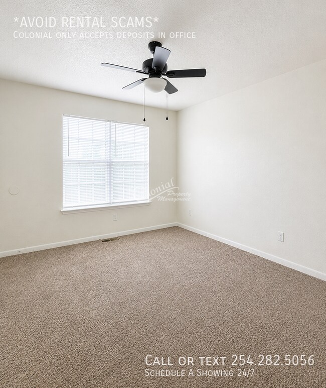 Building Photo - 2806 Leroy Cir