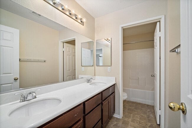 Building Photo - 26426 Mare Ln